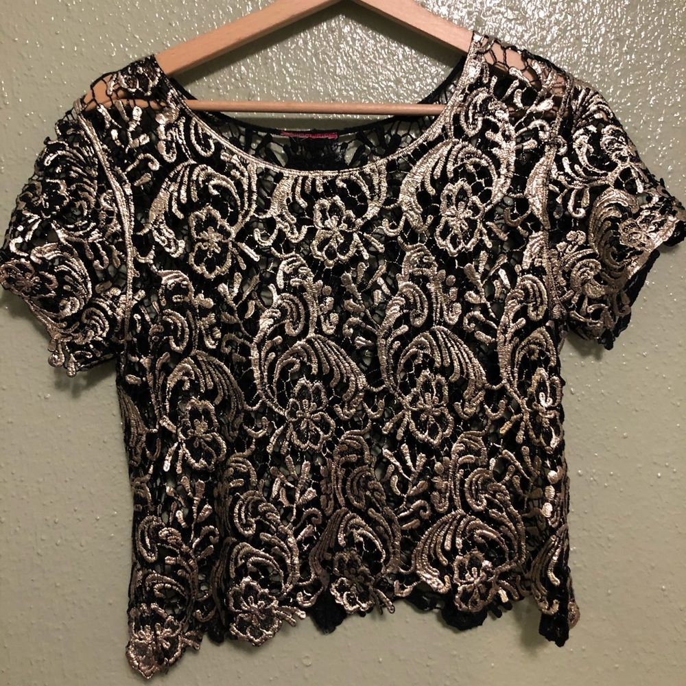 Beautiful party blouse!